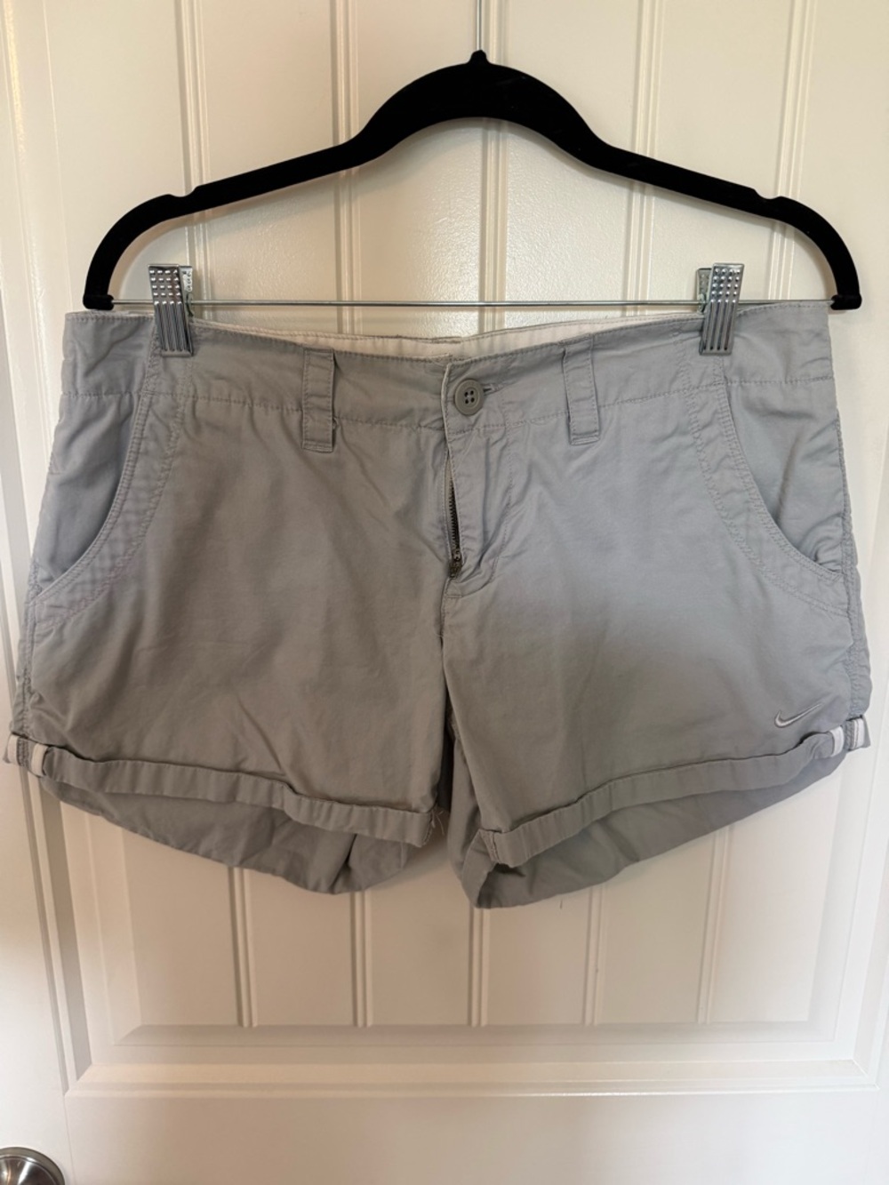 Nike Light Gray Women's Athletic Khaki Rolled-Hem Shorts